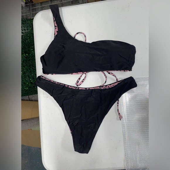 Reversible Bikini - Picture 3 of 3